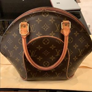 💯Authentic Louis Vuitton Ellipse PM